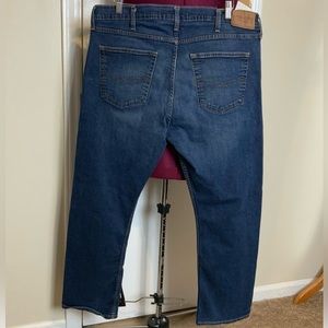 Like New Men’s Levi Strauss Straight Dark Wash Blue Jeans  40x30